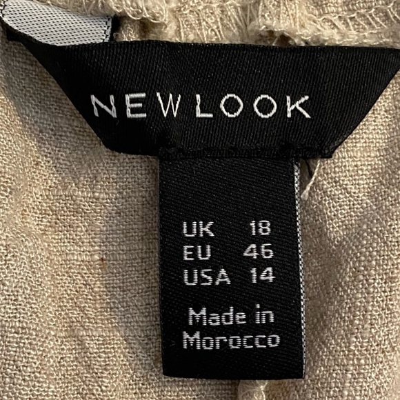 NEW LOOK Size 14 Tan Linen Paperbag Shorts Coconut Wood Buckle - Picture 12 of 15